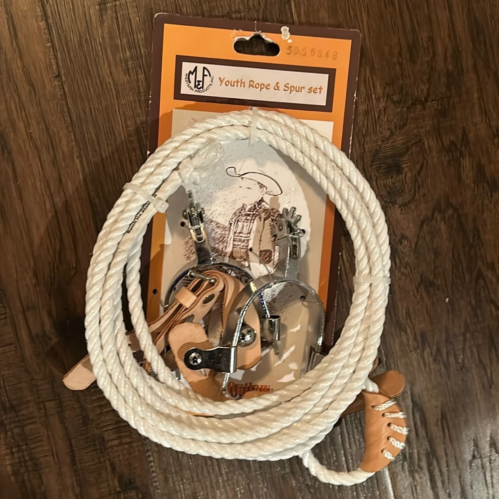 Youth cowboy rope and spur set